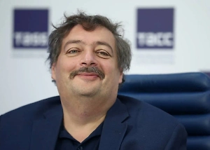 Писатель Дмитрий Быков* внесён в список экстремистов и террористов