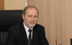 Моё предложение — пока получить удовольствие от этой погоды, потому что нечасто бывает, что уже середина сентября, а дождей ни капли не выпало. Настоящее «золотое лето» вместо золотой осени. В июле и августе дождей было много, а тут совсем нет осадков, солнца много. Это удовольствие! Давайте пока радоваться. До середины следующей недели такая погода.