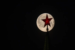 «Разумная стратегия»: Политик объяснил, какой путь выбрала РФ на фоне конфликта КНР и США