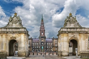 Глава Минобороны Дании Поульсен признал медлительность силовиков при налёте БПЛА