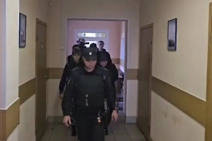 Суд арестовал дефектолога из детсада по делу о суррогатном алкоголе в Ленобласти