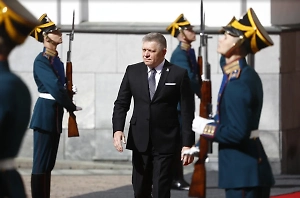 «Я не жалею»: Фицо назвал правильным решение приехать в Москву на День Победы