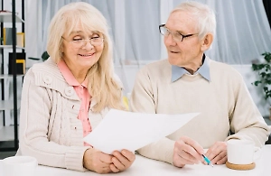 Россиянам объяснили, можно ли получить выплаты за долгий брак в 2025 году