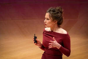 Суд обязал Певчих* платить 75 тысяч рублей в день по делу о защите репутации