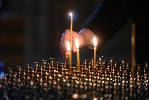 «Тяжёлое нарушение дара жизни»: В РПЦ объяснили, можно ли заказывать молебен за самоубийцу