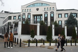 Европа готовится ввести войска в Молдавию, узнали в СВР