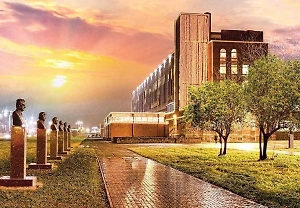 Суд по иску Генпрокуратуры арестовал восемь объектов недвижимости СПбГУП