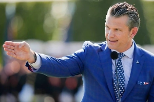 «Никаких парней в платьях»: Пентагон взял курс на «традиционные ценности» в армии