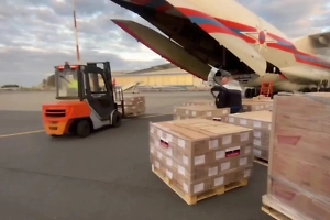 Россия направила в Афганистан Ил-76 с первой партией гуманитарной помощи