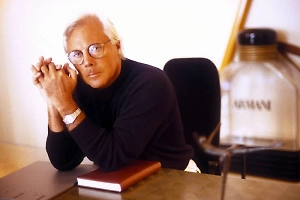 Бросил учёбу из-за крови, продал «Фольксваген» за $10 000: как неудачник стал миллиардером