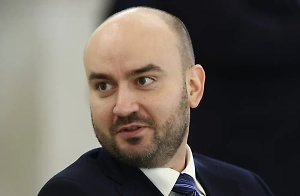 «Истина в Боге»: Самарский губернатор объяснил значение своей татуировки