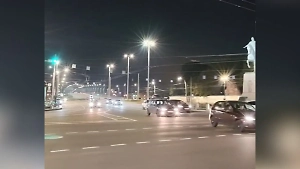 Глаза слезятся, горло печёт: Петербуржцы пожаловались на запах жжёной проводки и химии