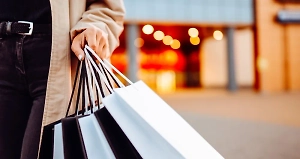 «Свято место пусто не бывает»: Песков указал на желающих заменить ушедшие из России бренды