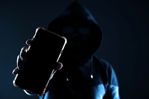 13-летняя москвичка перевела мошенникам 1,2 млн рублей со счетов бабушки