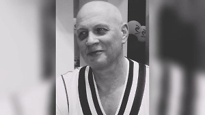 На 78-м году жизни умер советский писатель-фантаст Головачёв