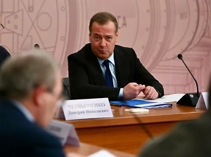 Медведев предупредил, что Россия больше не будет миндальничать с Финляндией