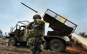 Новости СВО. ВС РФ наступают на Славянск и Краматорск, выбивая тылы ВСУ, Макрон уже поделил Украину, США оставили Киев без ПВО, 10 сентября