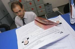 Россиянам могут усложнить выдачу шенгенских виз из-за санкций
