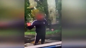 Россиянин с травматом остановил автобус и отобрал у водителя тысячу рублей