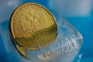 Экономист оценил вероятность заморозки вкладов в России