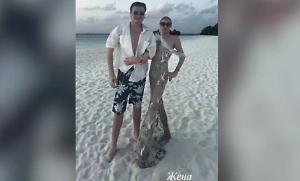 Волочкова назвалась женой под фото с юным танцором, но тут же удалила пост