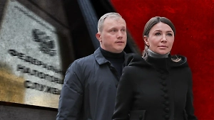 Алмазы, кофеварки и рыболовство. Муж королевы инфоцыган Алексей Блиновский впервые рассказал в суде, откуда у них столько денег