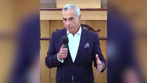 Кандидат в президенты Румынии обвинил НАТО в попытке развязать третью мировую войну