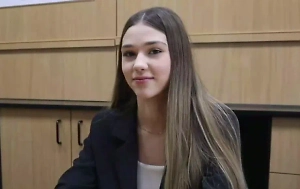 «Не просто бумажка»: Народный фронт нашёл девочку, написавшую письмо-оберег бойцу СВО