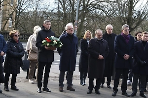 Посол РФ посетил церемонию по случаю 80-летия освобождения Аушвица в Люксембурге