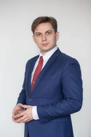 Звуковой шок — нормальное явление, например, когда вы провели вечер на концерте, где музыка оказалась слишком громкой. Если шум не проходит в течение нескольких дней, стоит посетить отоларинголога. Но стоит помнить: если часто подвергать организм звуковому шоку, может возникнуть тиннитус — заболевание, при котором шум в ушах беспокоит регулярно и без повода