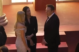 Илона Маска заметили с новой возлюбленной, для которой он стал донором спермы