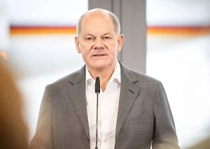 Шольц сделал странное заявление об освобождении Германии от нацизма