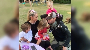 Теннисистку Анну Курникову впервые за долгое время сняли папарацци – она в инвалидном кресле