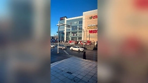 В Петербурге эвакуировали посетителей ТЦ «Европолис» из-за пожара