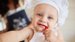 Педиатр подсказала родителям, как часто надо мыть и стирать детские игрушки