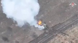 Минобороны показало, как российские дроноводы эпично сожгли танк ВСУ в зоне СВО