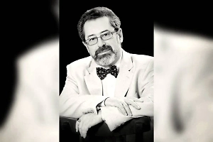 Актёр и экс-директор театра «Арлекин» Станислав Дубков умер в 72 года