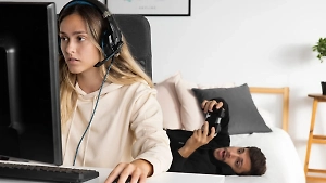 «Мир одиночества и фантазий»: Названа причина массового отказа зумеров от любви 