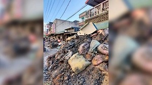 Почти 150 тысяч человек эвакуируют в китайской провинции Хайнань из-за тайфуна

