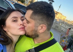 Вдова рэпера Техника назвала его друзей жидами за гвоздики на могиле