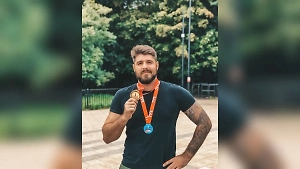 «‎Ничего не говорят»: Мать пропавшего в Босфоре пловца Свечникова страдает от неизвестности