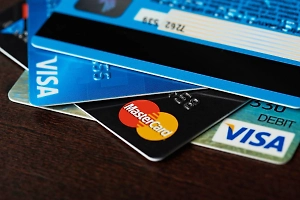 Истёкшие карты Visa и MasterCard продолжат работать в России