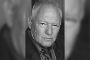 Умер звезда фильмов «Тёмный рыцарь» и «Рискованный бизнес» Рон Дин 