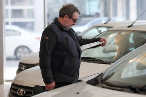 Экономист раскрыла, когда упадут цены на российские автомобили