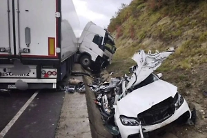 Четыре человека погибли в результате ДТП с грузовиком в Краснодарском крае