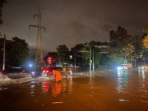 Более 350 домов в Одессе пострадали от сильного ливня, погибли 10 человек