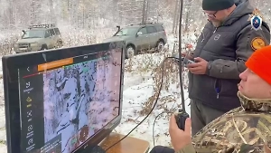 СК показал новое видео с поисков пропавшей почти две недели назад семьи Усольцевых