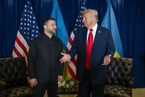 Зеленский обсудил с Трампом поставки HIMARS и ракет ATACMS