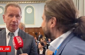 Золотов: Ожидать ядерных ударов от России — это сумасшествие