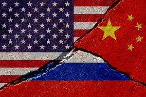 Россия налаживает отношения с США на фоне партнерства с Китаем